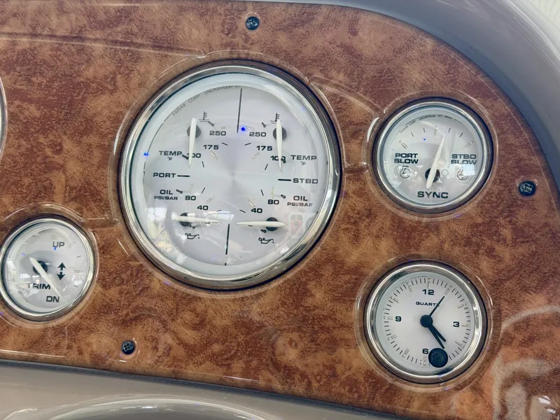 Slide: The Image of Rinker 350 Express Cruiser 2007 - 6032083