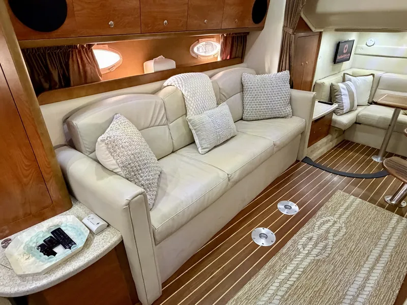 Slide: The Image of Rinker 350 Express Cruiser 2007 - 6032112