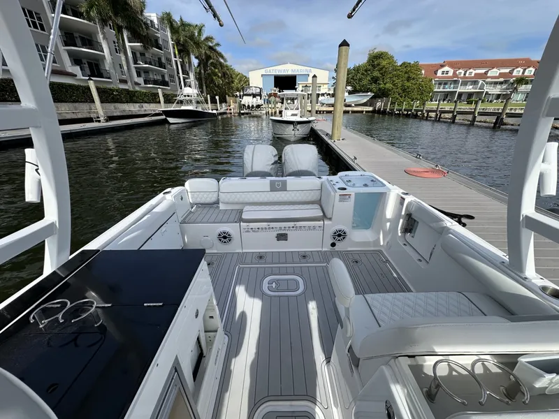 Slide: The Image of Sea Fox 288 Traveler 2025 - 6117152