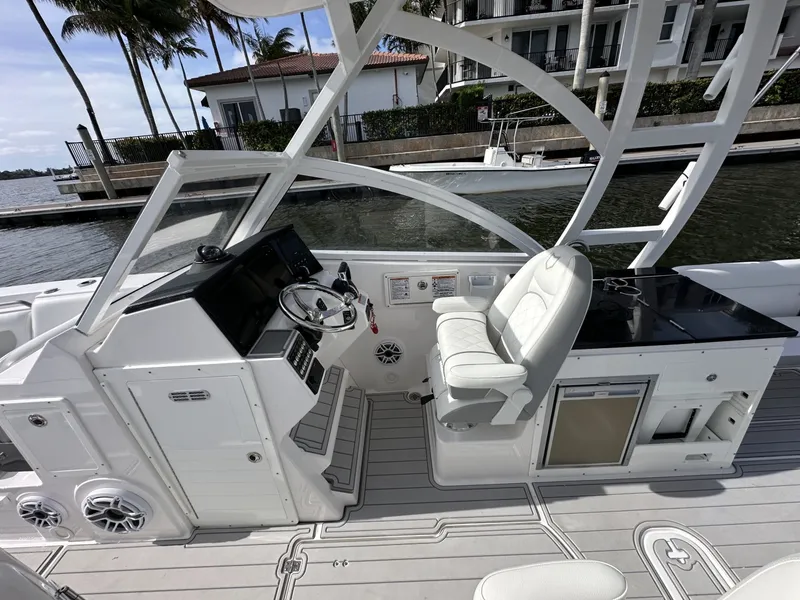 Slide: The Image of Sea Fox 288 Traveler 2025 - 6117360