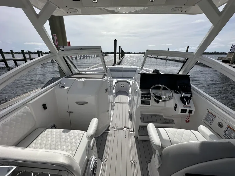 Slide: The Image of Sea Fox 288 Traveler 2025 - 6117761