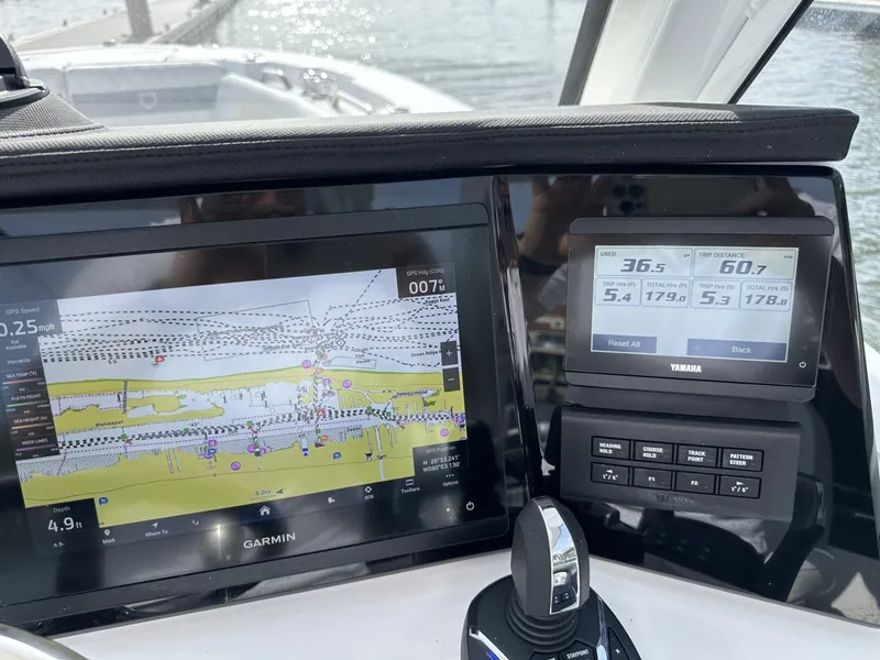 Slide: The Image of Sea Fox 288 Traveler 2025 - 6117887