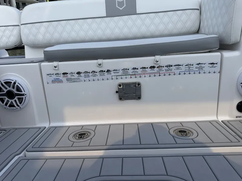 Slide: The Image of Sea Fox 288 Traveler 2025 - 6117897