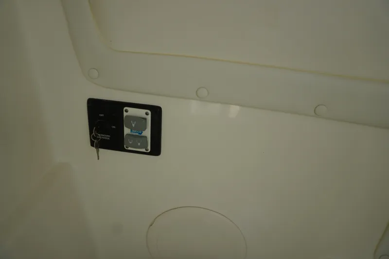 Slide: The Image of 2024 23 World Cat 230 DC Head Compartment (5) - 6032831