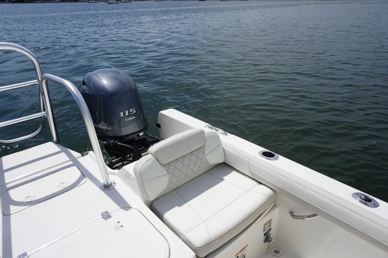 Slide: The Image of 2024 23 World Cat 230 DC Transom Seating (1) - 6032848