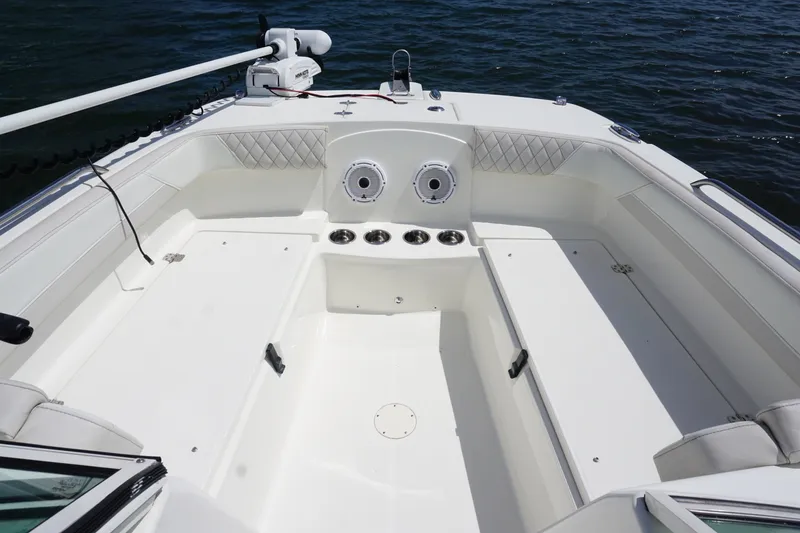 Slide: The Image of 2024 23 World Cat 230 DC Transom Seating (3) - 6032853