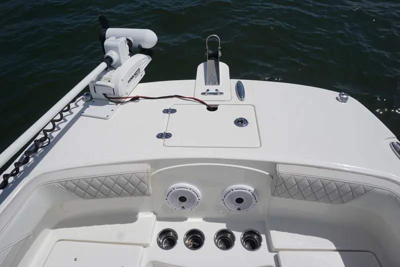 Slide: The Image of 2024 23 World Cat 230 DC Transom Seating (4) - 6032855