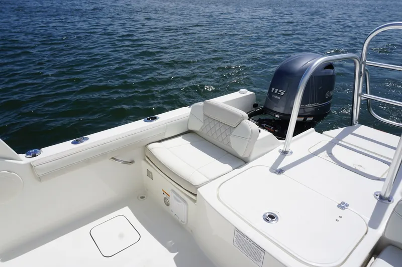 Slide: The Image of 2024 23 World Cat 230 DC Transom Seating (13) - 6032874