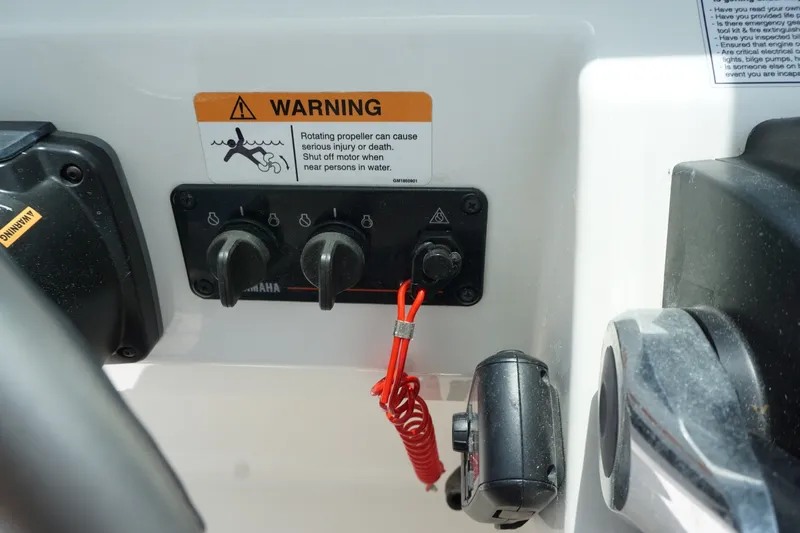 Slide: The Image of 2024 23 World Cat 230 DC Yamaha Controls (2) - 6032882