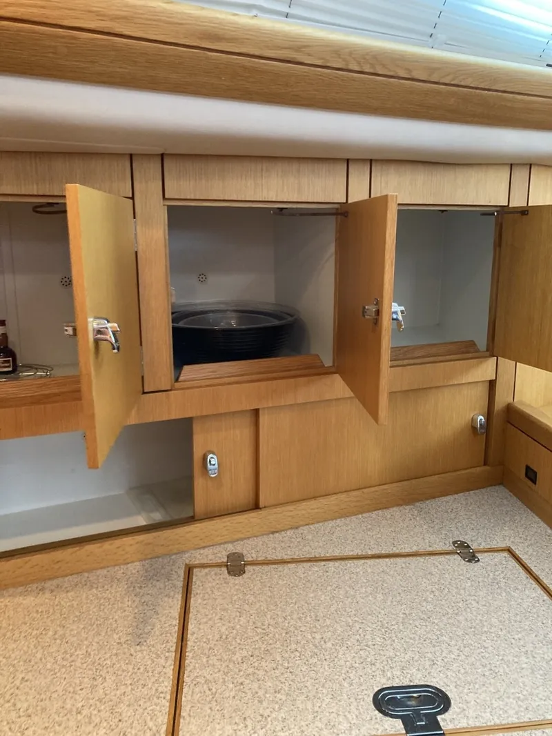 Slide: The Image of Oyster 56 Deck Saloon 2008 - 6519510