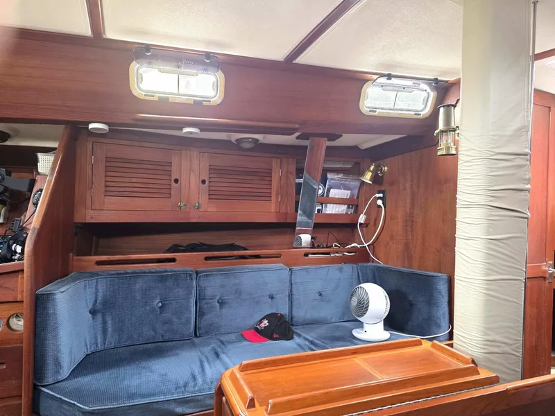 Slide: The Image of Tartan 372 1990 - 6034889