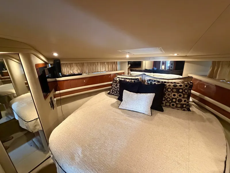 Slide: The Image of Sea Ray 480 Sedan Bridge 2002 - 6032411