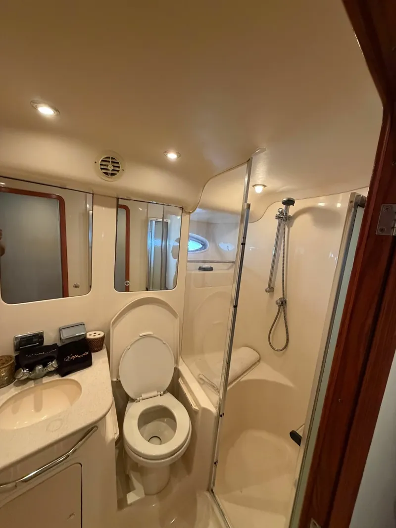 Slide: The Image of Sea Ray 480 Sedan Bridge 2002 - 6032409