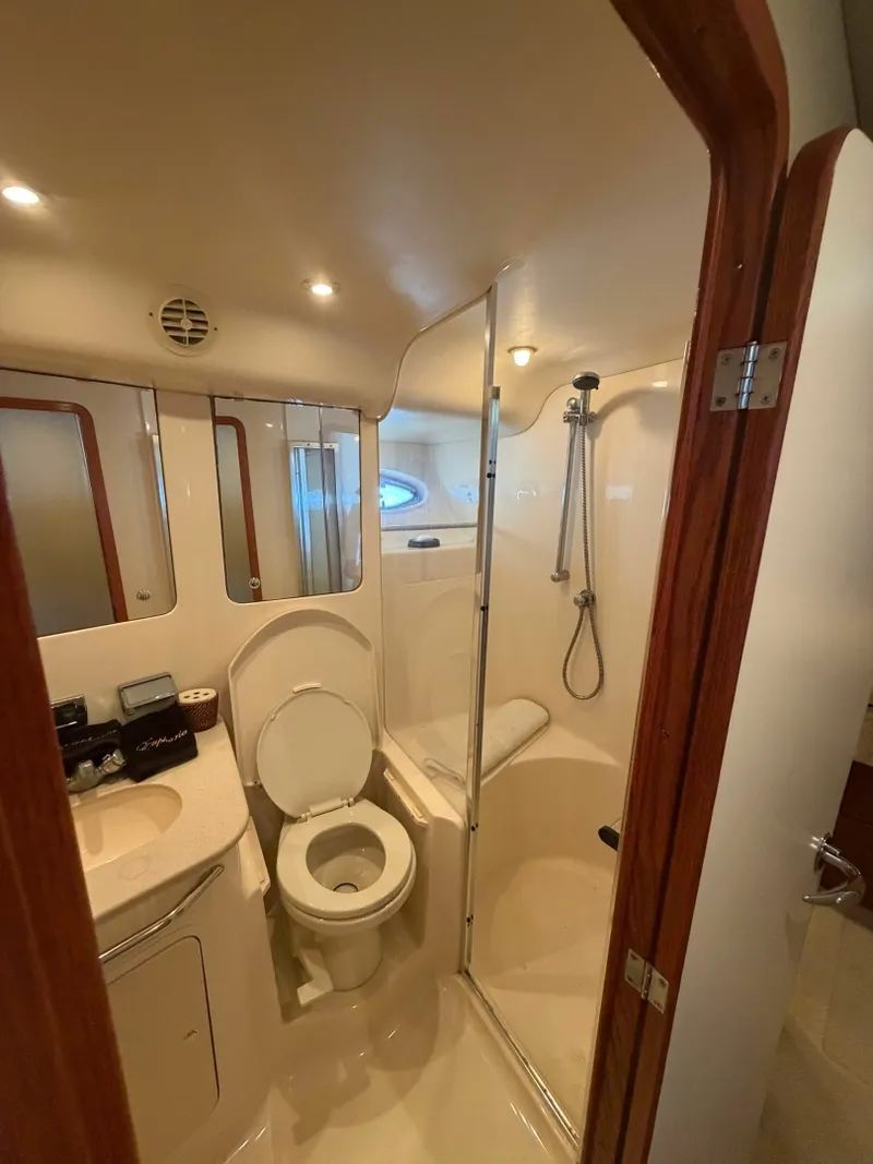 Slide: The Image of Sea Ray 480 Sedan Bridge 2002 - 6032417