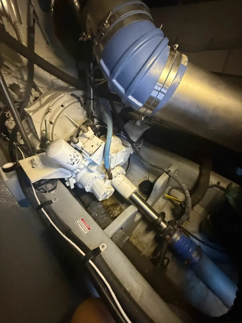 Slide: The Image of Sea Ray 480 Sedan Bridge 2002 - 6032416