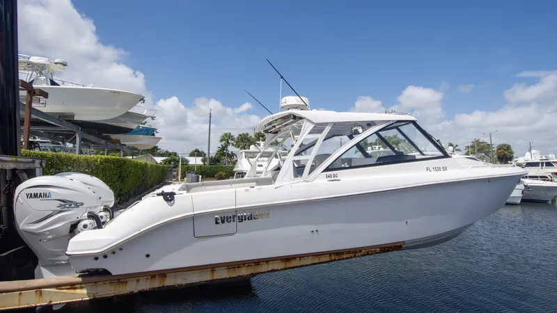 Slide: The Image of Everglades 340 Dual Console 2019 - 6032571