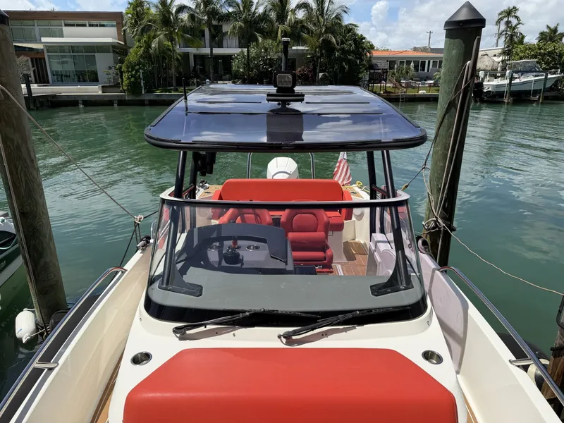 Slide: The Image of Nimbus 26 - T-Top 2021 Nimbus 26 Tender 8 - 6033453