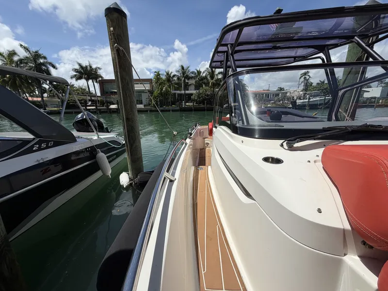 Slide: The Image of Nimbus 26 - Deck 2021 Nimbus 26 Tender 8 - 6033452