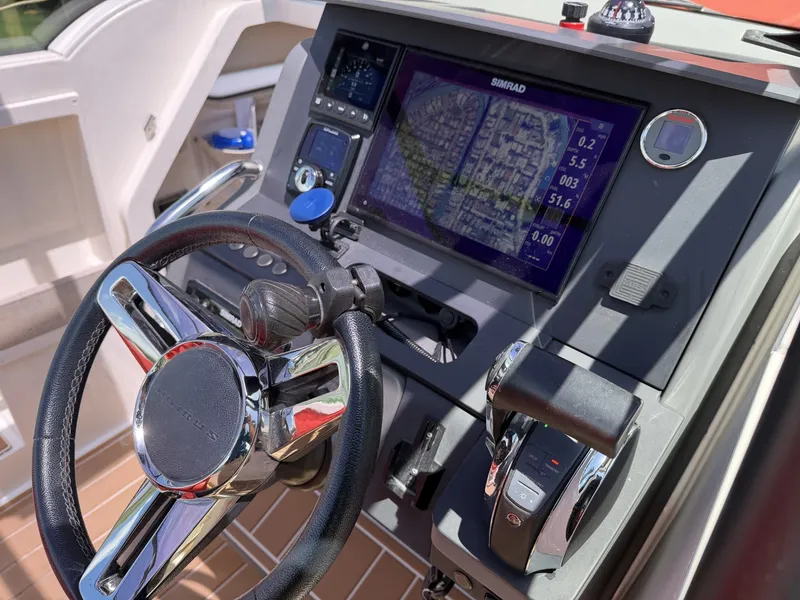 Slide: The Image of Nimbus 26 - Helm Station Electronics  2021 Nimbus 26 Tender 8 - 6033454