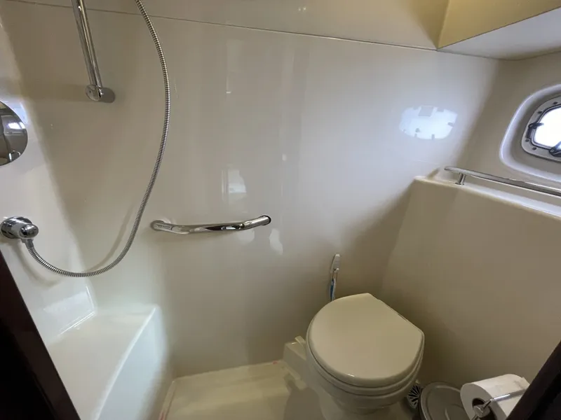 Slide: The Image of Sea Ray 480 Sundancer 2009 - 6033439