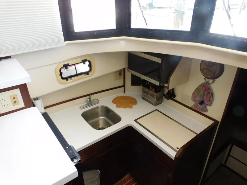 Slide: The Image of Camano Troll 31 2000 - 6033609