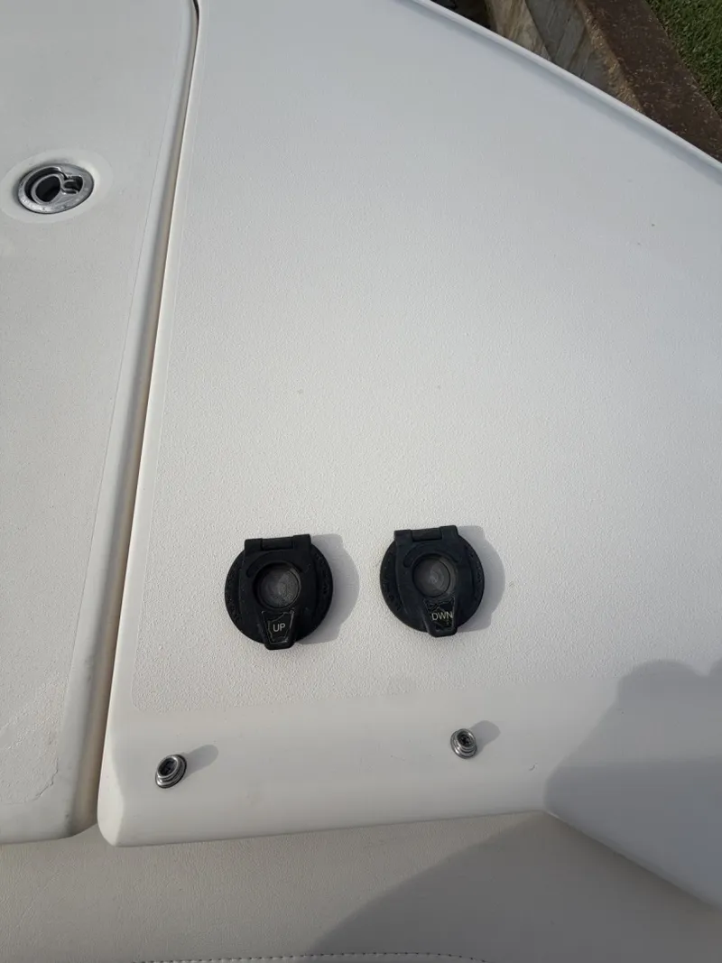 Slide: The Image of Grady-White 30 2019 - 6033653