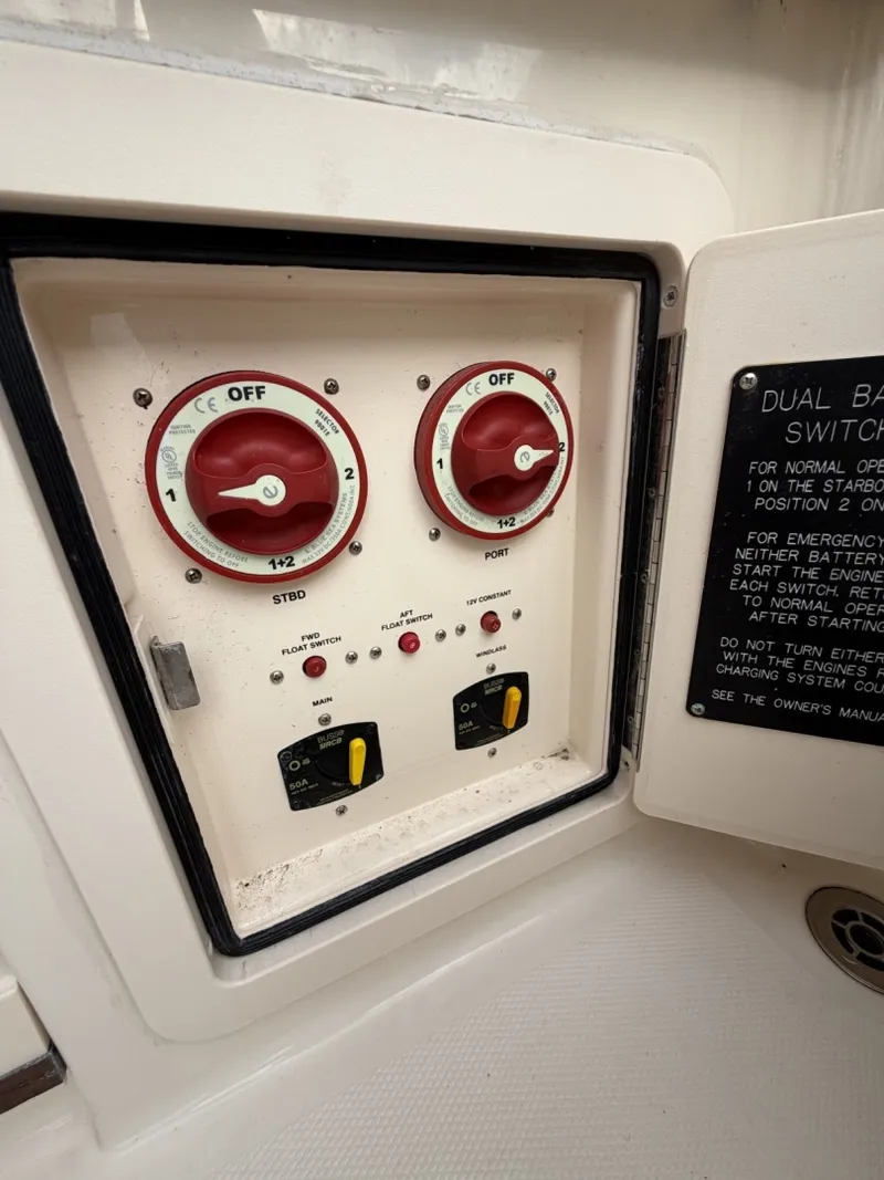 Slide: The Image of Grady-White 30 2019 - 6033692