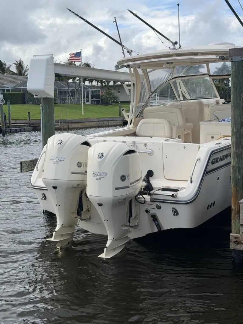 Slide: The Image of Grady-White 30 2019 - 6033757