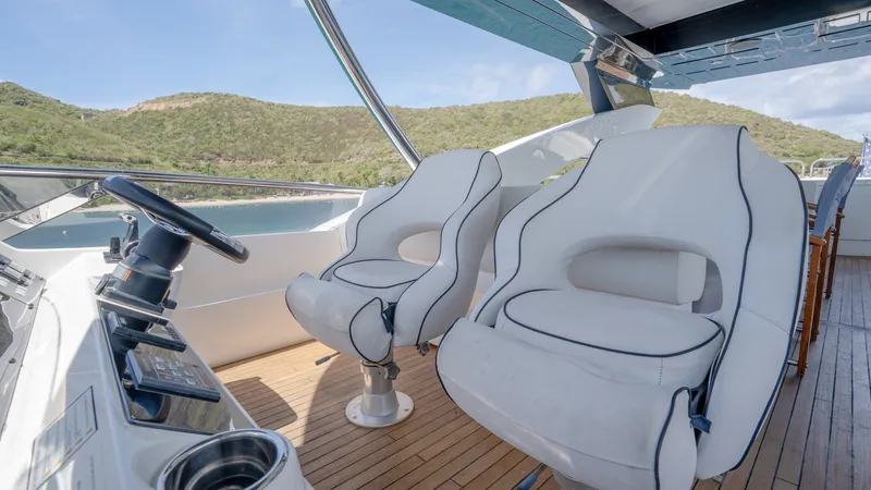 Slide: The Image of Sunseeker 86 Yacht 2017 - 6081932