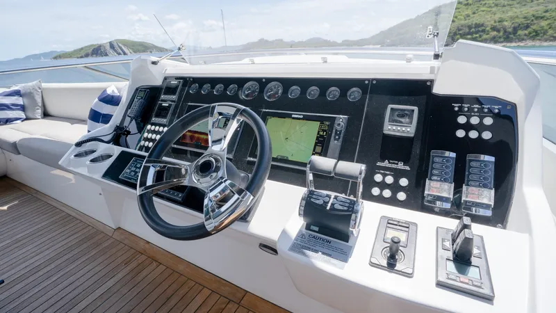 Slide: The Image of Sunseeker 86 Yacht 2017 - 6081937