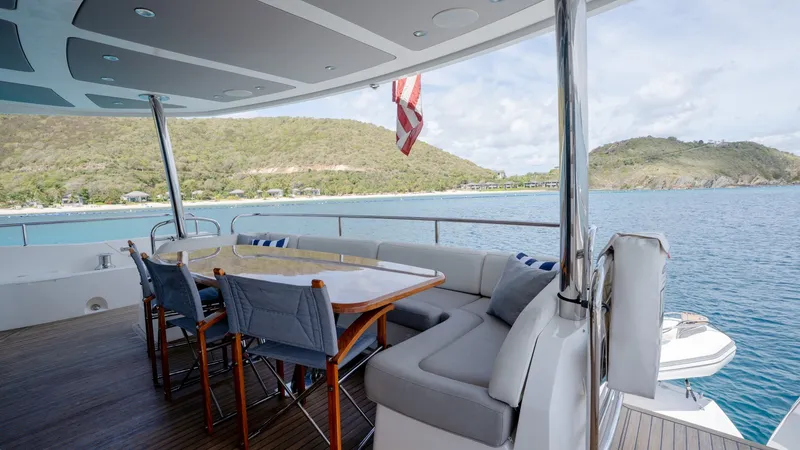 Slide: The Image of Sunseeker 86 Yacht 2017 - 6081819