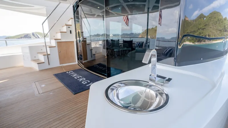Slide: The Image of Sunseeker 86 Yacht 2017 - 6081823