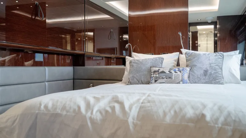 Slide: The Image of Sunseeker 86 Yacht 2017 - 6081872