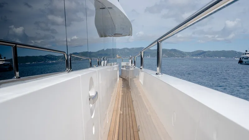Slide: The Image of Sunseeker 86 Yacht 2017 - 6081889