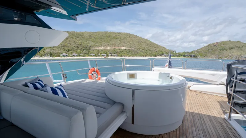 Slide: The Image of Sunseeker 86 Yacht 2017 - 6081901