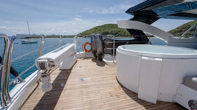 Slide: The Image of Sunseeker 86 Yacht 2017 - 6081904
