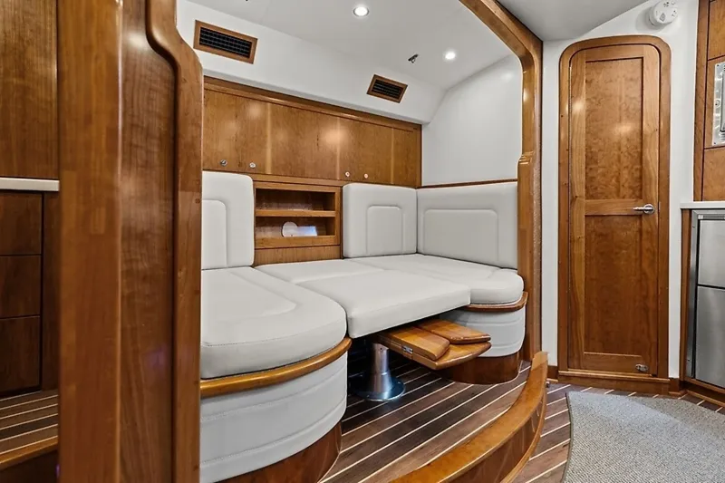 Slide: The Image of 0005634093 - 6034237