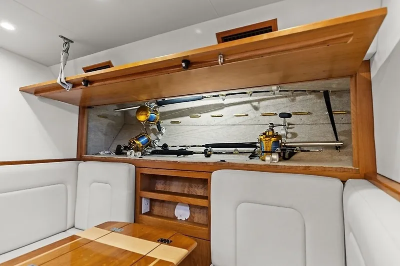 Slide: The Image of 0005634102 - 6034238