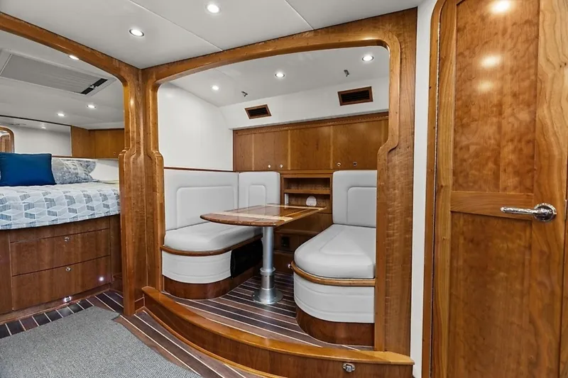 Slide: The Image of 0005634114 - 6034239