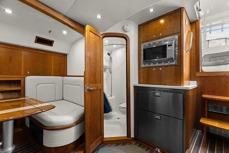 Slide: The Image of 0005634108 - 6034242