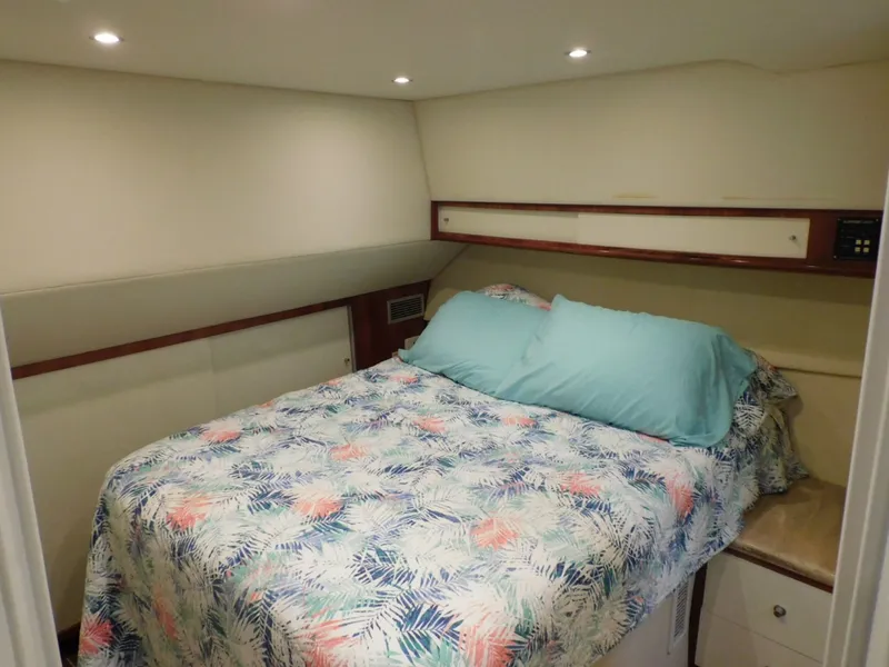 Slide: The Image of Sea Ray 460 Convertible 1987 - 6034458