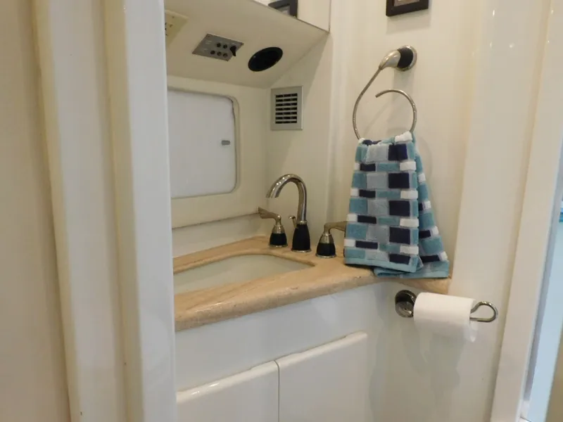 Slide: The Image of Sea Ray 460 Convertible 1987 - 6034460