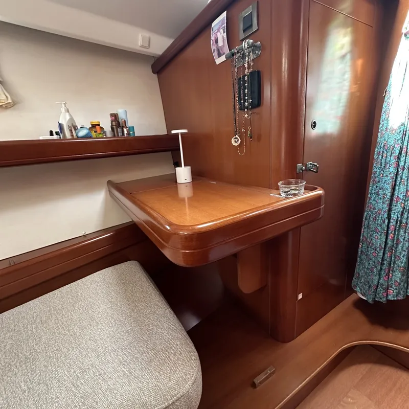 Slide: The Image of Beneteau 523 2006 - 6034581