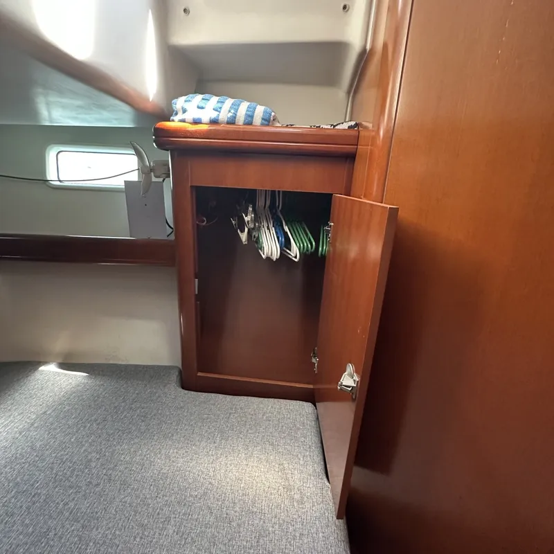 Slide: The Image of Beneteau 523 2006 - 6034590