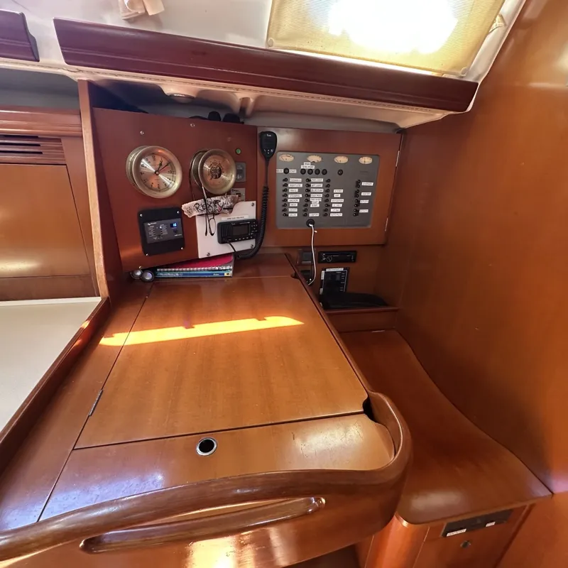 Slide: The Image of Beneteau 523 2006 - 6034597