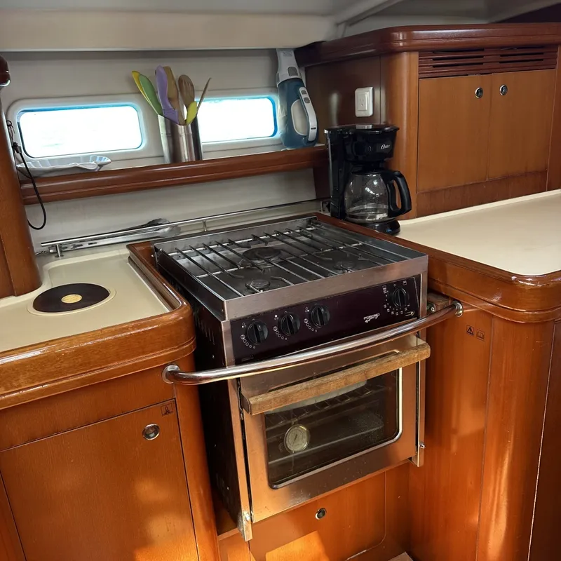 Slide: The Image of Beneteau 523 2006 - 6034607