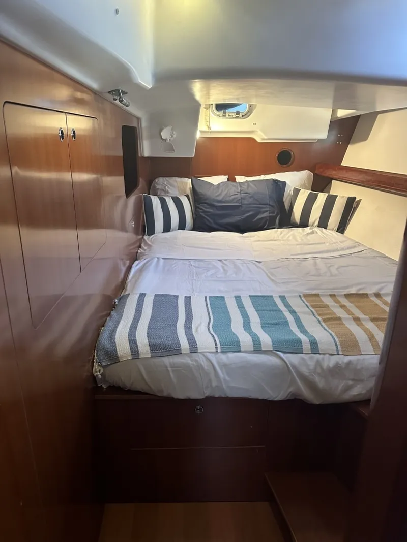 Slide: The Image of Beneteau 523 2006 - 6034572