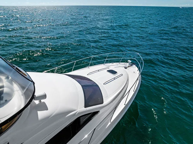 Slide: The Image of Sea Ray 44 Sedan Bridge 2007 - 31