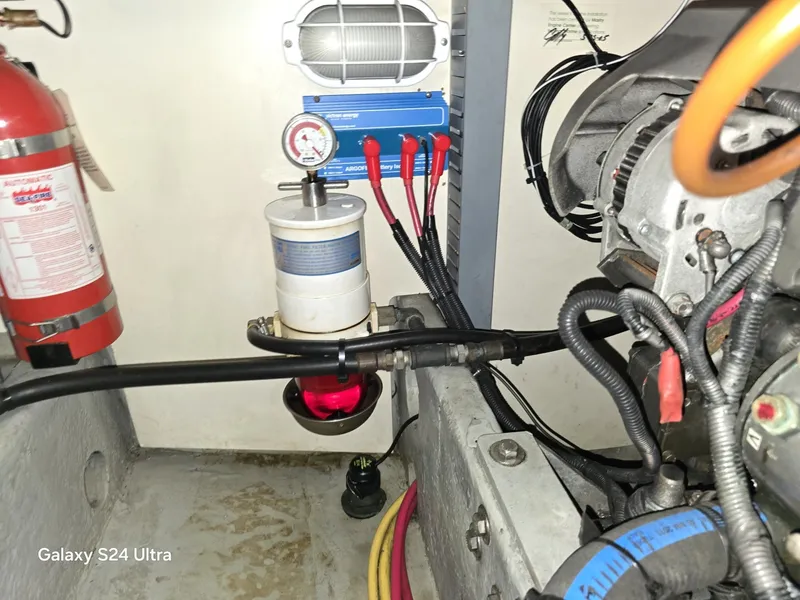 Slide: The Image of fuel Filter - 6037531