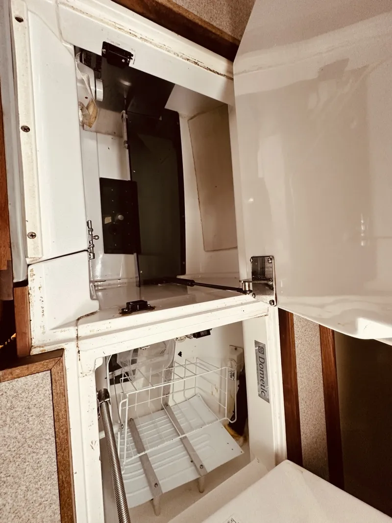 Slide: The Image of Hunter 41 1995 - 6035887